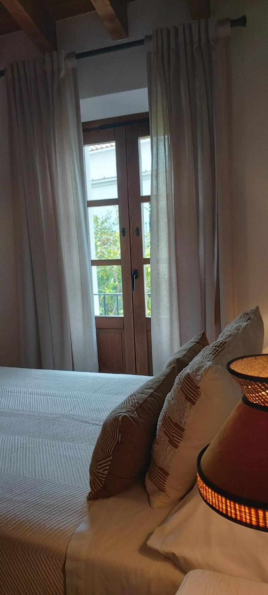 סהרה דה לה סיירה Casa Rural Candelas מראה חיצוני תמונה