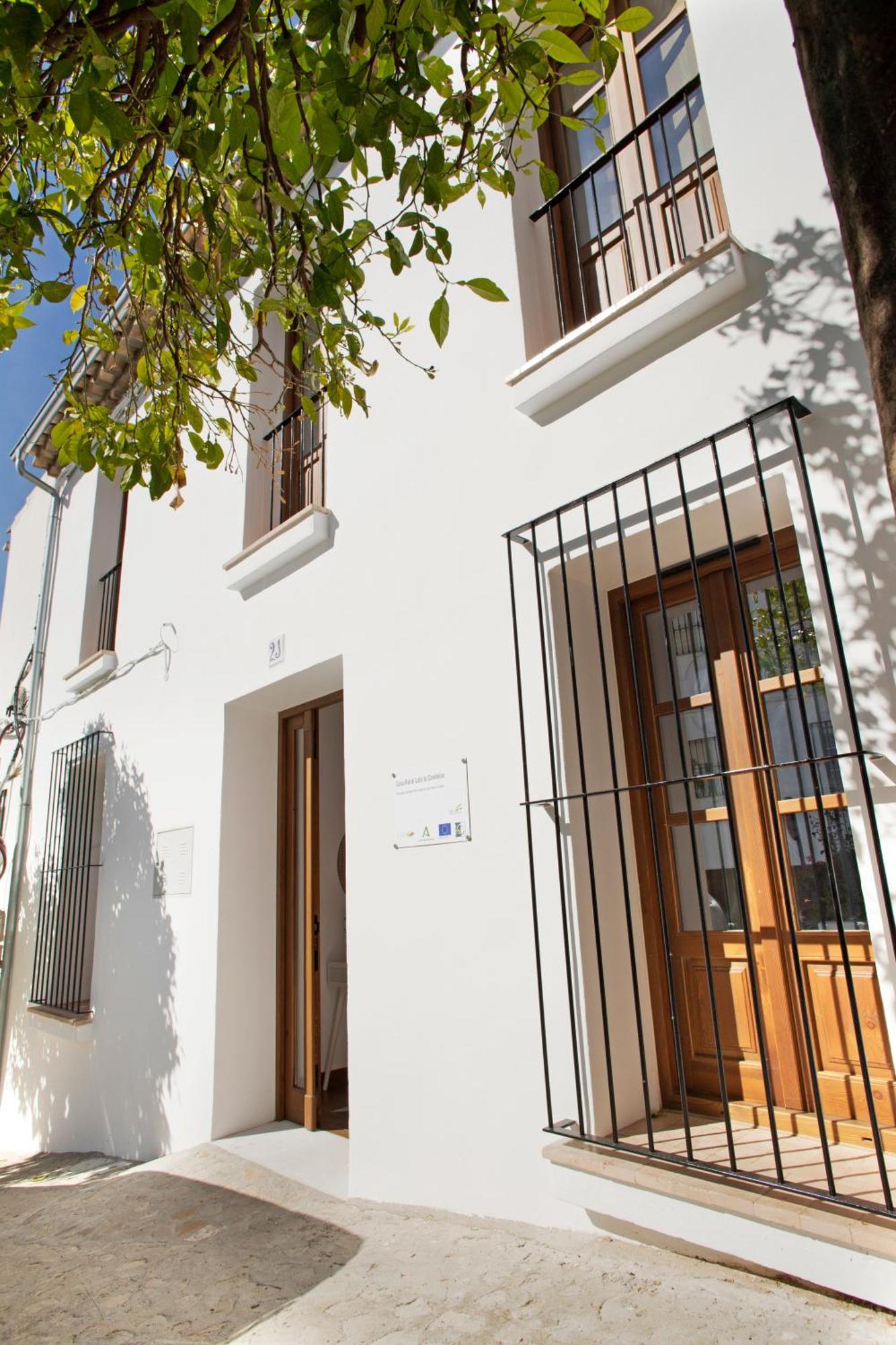 סהרה דה לה סיירה Casa Rural Candelas מראה חיצוני תמונה
